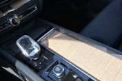 Volvo XC60 B5 B AWD Plus Dark aut