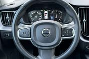 Volvo XC60 D4 Momentum Pro aut