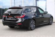 BMW Seria 3 Touring 320d Sport Line