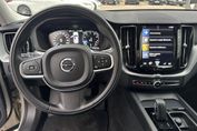 Volvo XC60 B4 B Momentum Pro