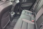 Volvo XC60 B4 B Plus Dark