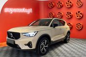 Volvo XC40 B3 Plus Dark