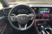 Lexus NX 450h+ AWD