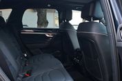 Volkswagen Touareg R-Line 3.0 V6 TDI 4Motion