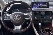 Lexus RX 450h Omotenashi
