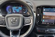 Volvo XC40 B3 Plus Dark aut