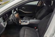 BMW Seria 3 318i aut