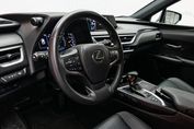 Lexus UX 250h F Impression