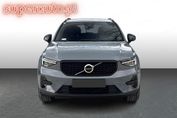 Volvo XC40 B3 Plus Dark
