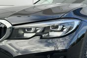 BMW Seria 3 Touring 320d Advantage