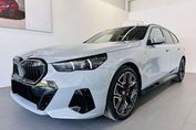 BMW Seria 5 Touring 540d xDrive M Sport