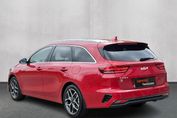 Kia Ceed 1.5 T-GDI mHEV Business Line DCT