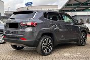 Jeep Compass Altitude 1.5 T4 mHEV DCT