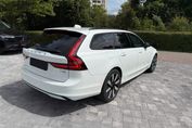 Volvo V90 T6 AWD Plug-In Hybrid Plus Dark