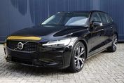 Volvo V60 B4  Plus Dark