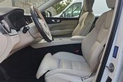 Volvo XC60 B4 D AWD Plus Dark