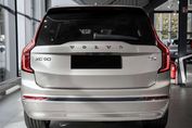 Volvo XC90 T8 AWD Plug-In Hybrid Ultra Bright