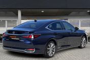 Lexus ES 300h Business Edition