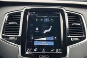 Volvo XC90 T8 AWD Plug-In Hybrid Inscription 7os aut