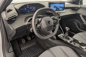 Peugeot 2008 ALLURE 1.2 PureTech
