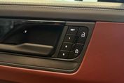 Porsche Cayenne E-Hybrid Black Edition