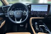 Lexus NX 350h Omotenashi AWD