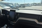 Volvo XC60 T6 AWD Ultra Bright