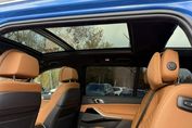 BMW X7 M50i