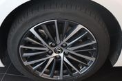 Lexus ES 300h Business Edition 2.5 E-CVT