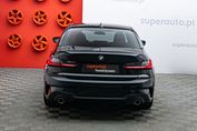 BMW Seria 3 330i M Sport sport-aut
