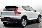 Volvo XC40 T3 Momentum Pro