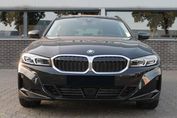 BMW Seria 3 Touring 320i