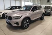 Volvo XC40 B3 Ultra Dark