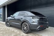 Porsche Macan 4