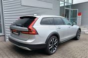 Volvo V90 B5 D AWD Momentum Pro aut Cross Country
