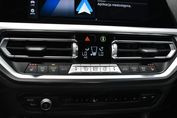 BMW Seria 3 Touring 330e M Sport