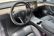 Tesla Model 3 RWD