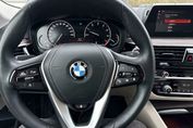 BMW Seria 5 530i xDrive Luxury Line aut