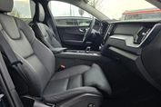 Volvo XC60 B5 B AWD Ultra Dark aut