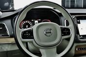 Volvo XC90 T8 AWD Plug-In Hybrid Inscription 7os aut