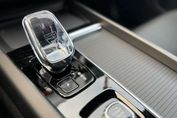 Volvo XC60 T8 Plug-In Hybrid AWD Ultra Black Edition