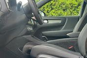 Volvo XC40 B3 Plus Dark aut