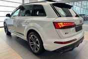 Audi Q7 TDI quattro S Line
