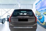 Volvo XC90 B5 AWD Ultra Bright