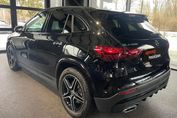 Mercedes GLA 220 4-Matic AMG Line 8G-DCT