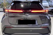 Toyota C-HR Style 2.0 Hybrid Dynamic Force Plug-in