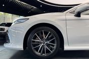 Toyota Camry 2.5 Hybrid Executive CVT