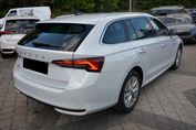 Skoda Octavia Selection 1.5 TSI mHEV DSG