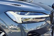 Volvo XC60 T8 Plug-In Hybrid AWD Ultra Dark