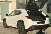 Lexus UX 300h F Sport Design